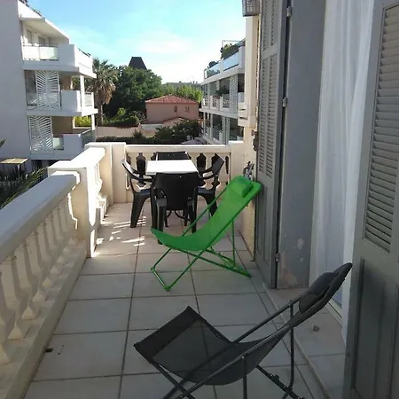 Le Cosi Apartment